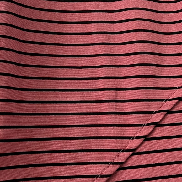 IRIS Cherry Dress - Picture 4 of 8